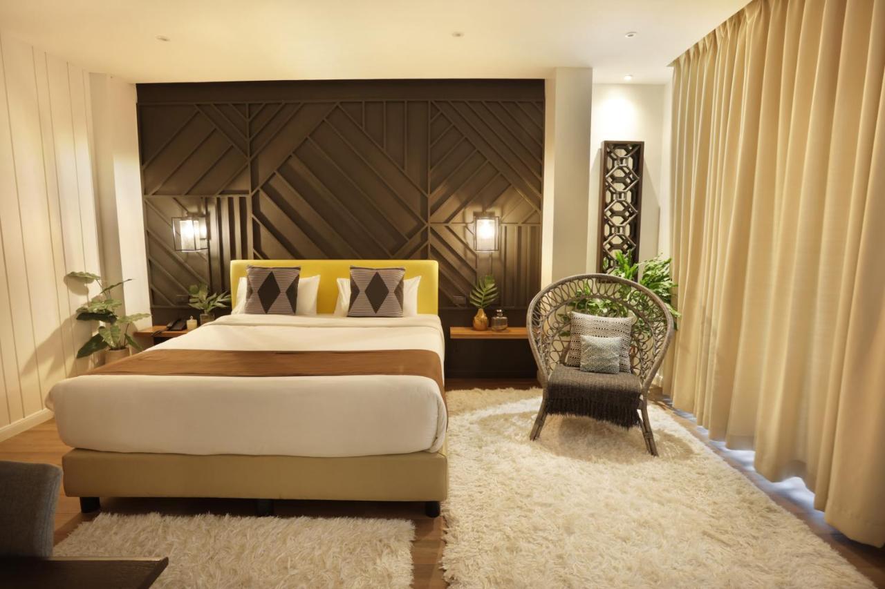 The Bourke Hotel Davao Exterior foto